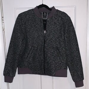 MPG Performance Gear Jacket  Size Medium Charcoal Grey/Black Zip Pockets